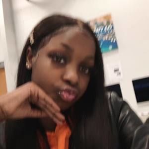 Meet your Posher, Laysiaa